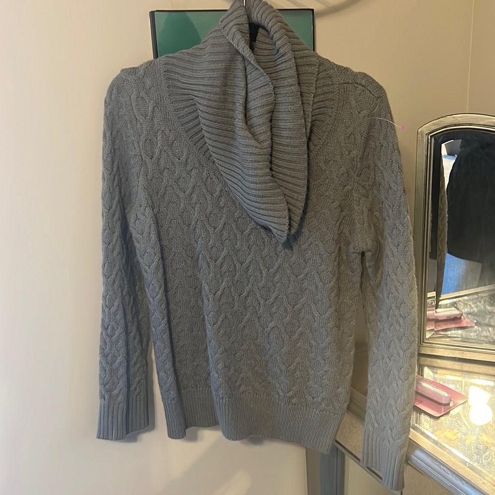 Gray sweater